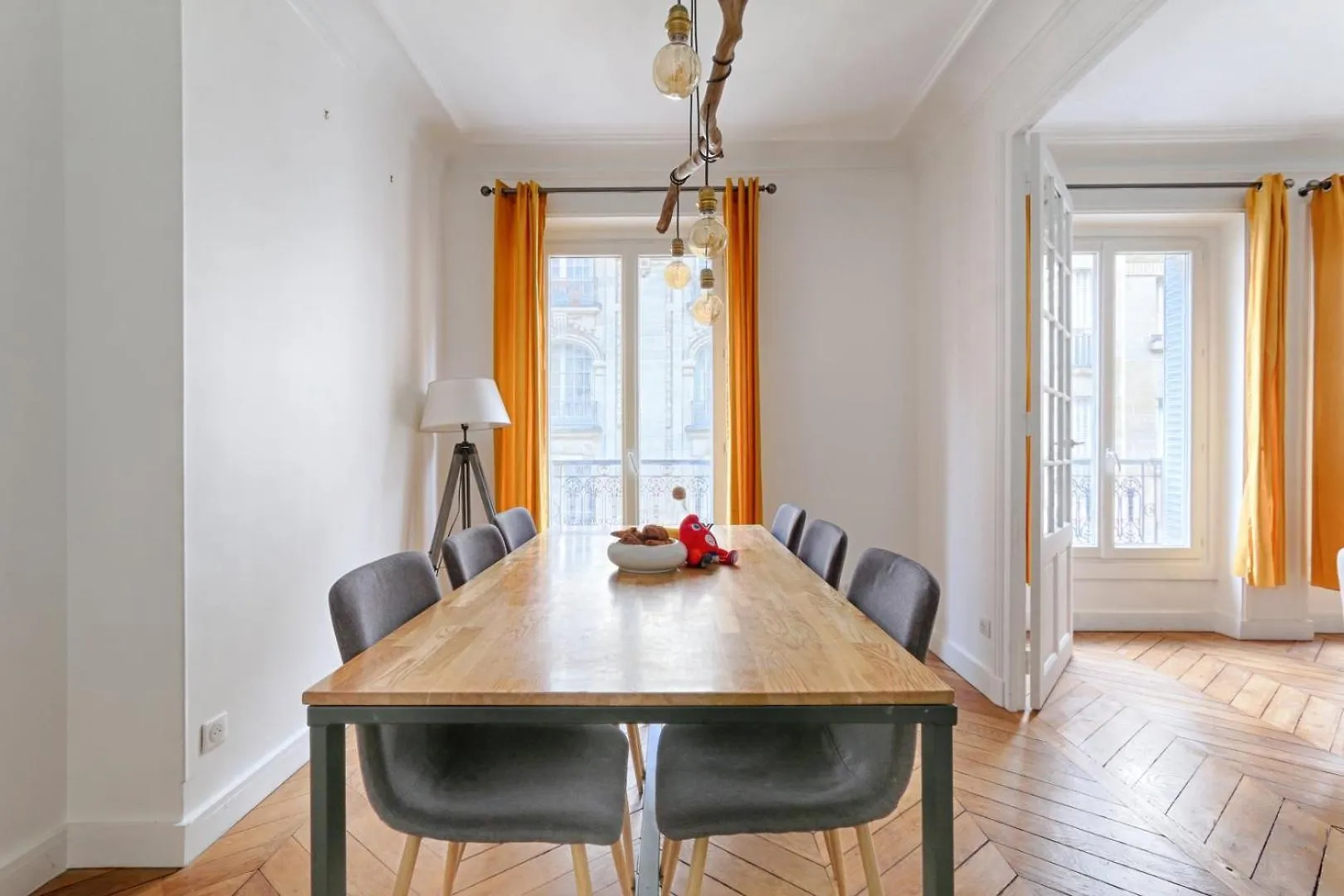 Residor - Charmant Appartement 5P Europe Paris